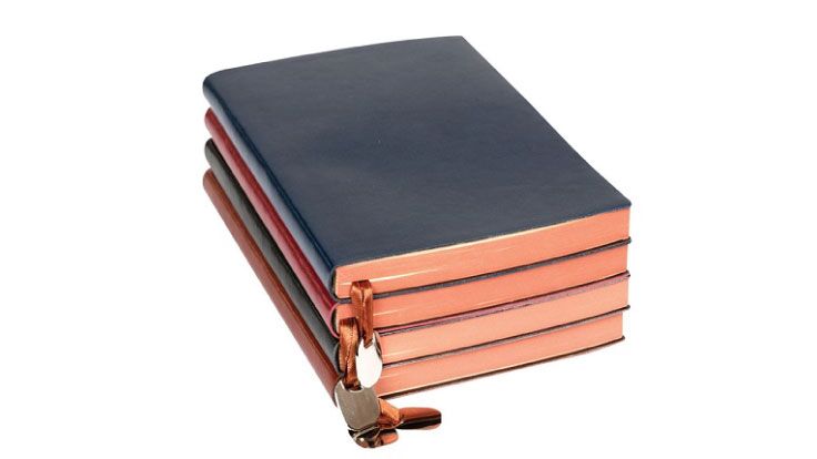 Yumuşak Kapak Metal Logolu Defter